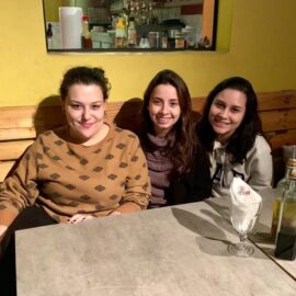 00000098-PHOTO-2023-01-07-20-44-58red